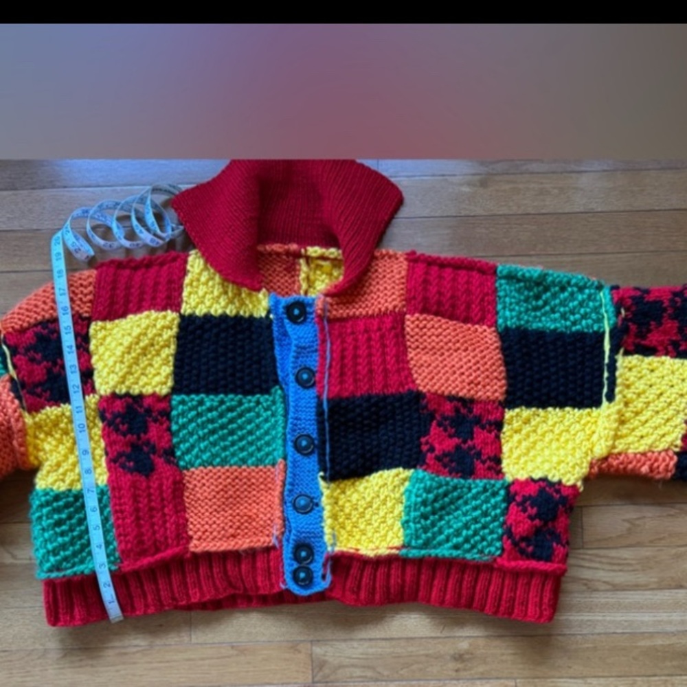 Harry Styles cropped sweater